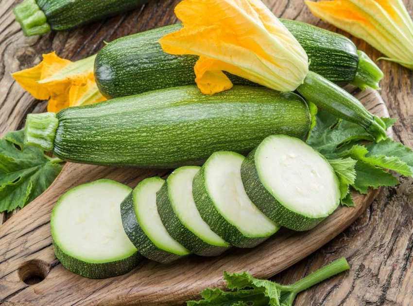 Наші терміни не для нудьги: пензенські засуджені збирають кабачковий урожай Наші терміни не для нудьги: пензенські засуджені збирають кабачковий урожай