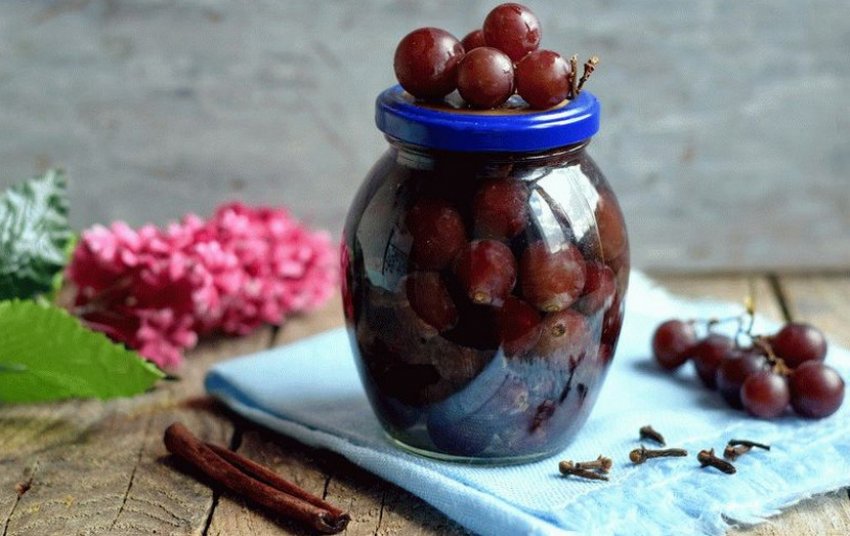 Маринованный виноград рецепты консервирование. 81634.ps09oo.850. Маринованный виноград рецепты консервирование фото. Маринованный виноград рецепты консервирование-81634.ps09oo.850. картинка Маринованный виноград рецепты консервирование. картинка 81634.ps09oo.850. Виноград является одним из любимых фруктов многих людей, ведь не зря в народе его называют «Королем фруктов». Если же хотите насладиться его сладостью, как в сезон созревания, так и зимой, вы можете выбрать практичный способ сохранения этих наполненных солнечным светом ягод из представленных ниже рецептов.