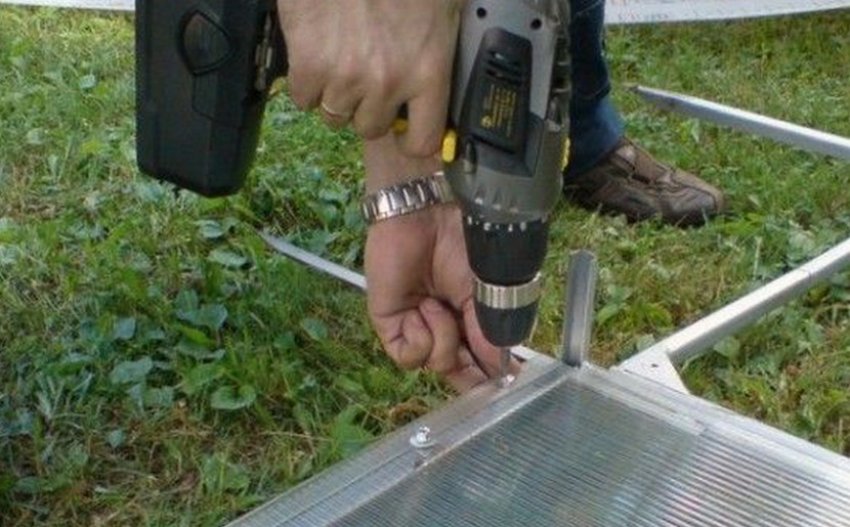 Виконання отворів дрилем