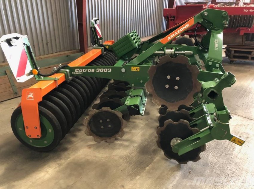 В Північній Ірландії запущена нова компактна дискова борона Amazone catros В Північній Ірландії запущена нова компактна дискова борона Amazone catros