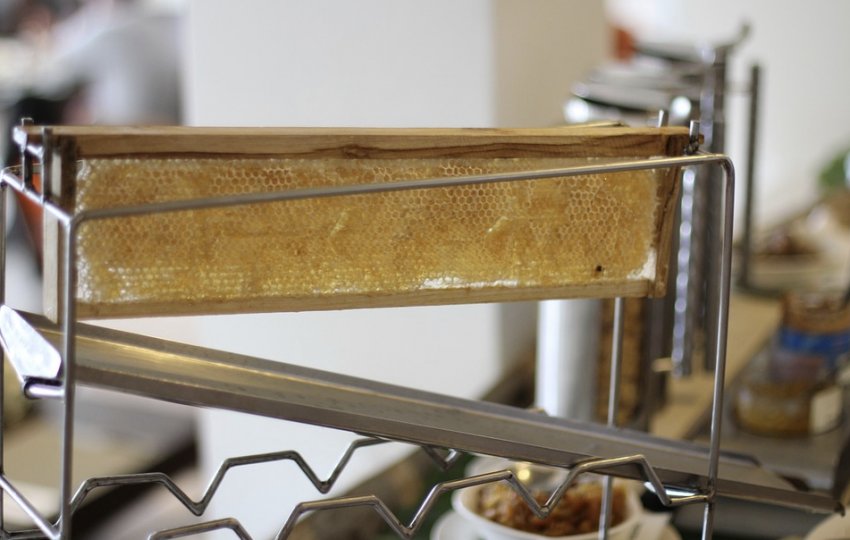 Полурамка для сотень Полурамка для сотень