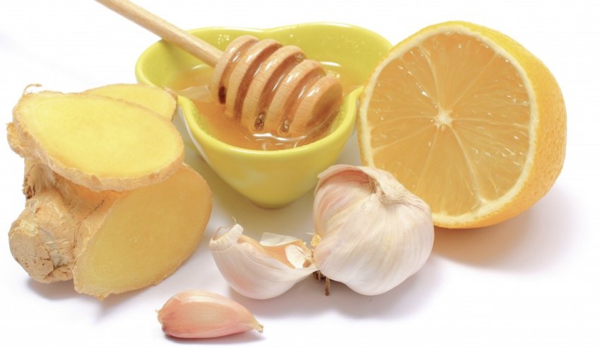 Имбирь с лимоном и медом и чеснок для иммунитета thumbnail