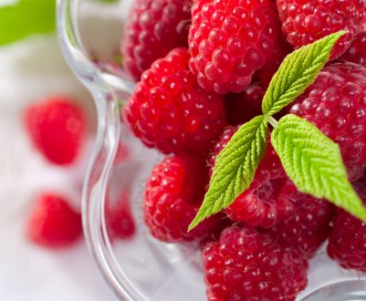 Малина: користь і шкода для організму