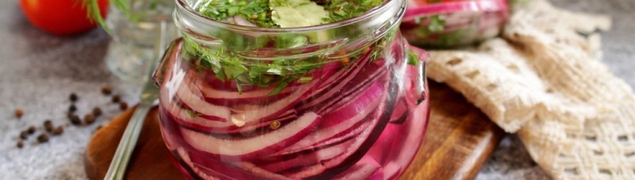 Як приготувати мариновану цибулю