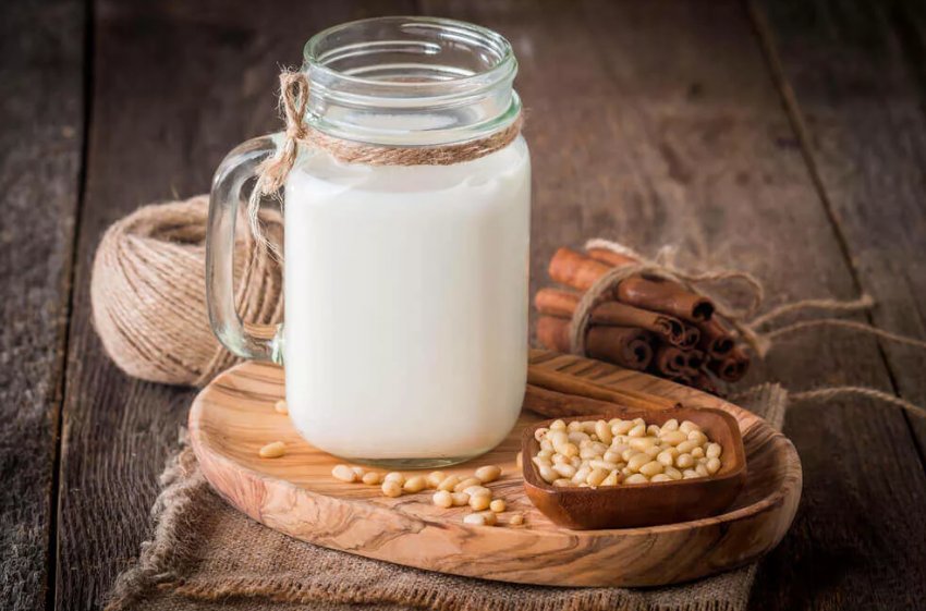 В Росії все активніше розливаються молочні ріки В Росії все активніше розливаються молочні ріки