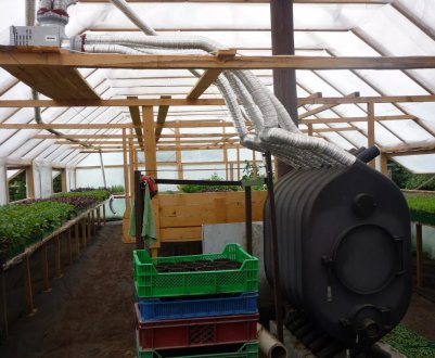 Обігрів теплиці піччю тривалого горіння