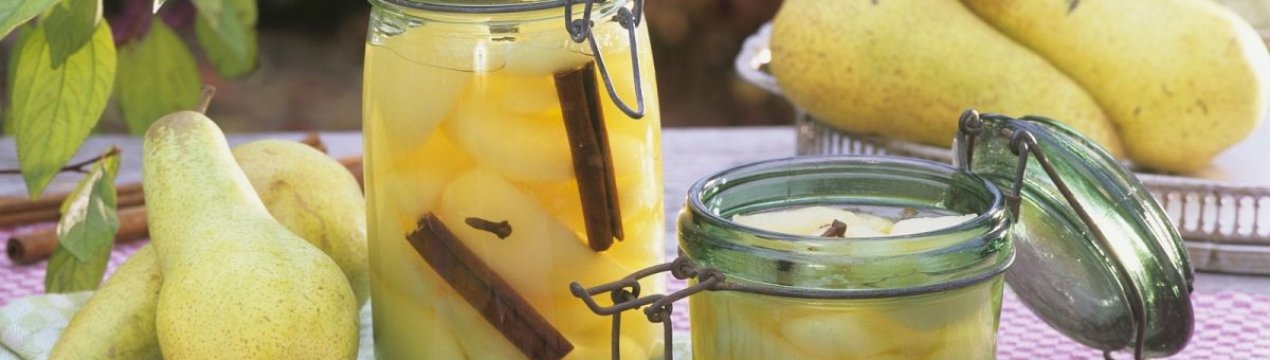 Консервированные груши рецепты приготовления. . Консервированные груши рецепты приготовления фото. Консервированные груши рецепты приготовления-. картинка Консервированные груши рецепты приготовления. картинка . Консервированные груши целиком забавно созерцать среди прочих запасов и приятно дегустировать, наслаждаясь отменными вкусовыми качествами фрукта. Варенье и компот, сладкие и маринованные закуски из целых плодов удаются аппетитными и становятся лучшими заготовками среди всего ассортимента кладовой.
