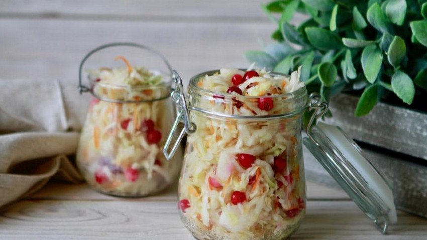 Капуста з журавлиною