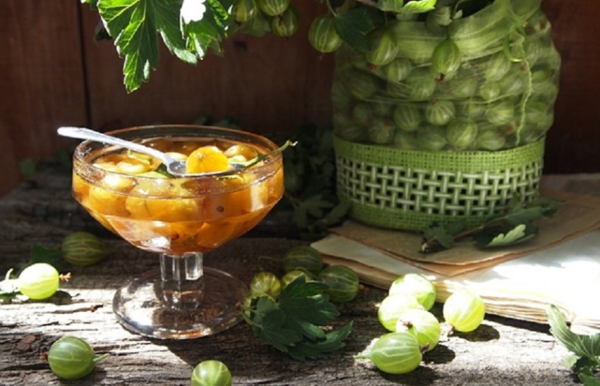 Варення з аґрусу Варення з аґрусу