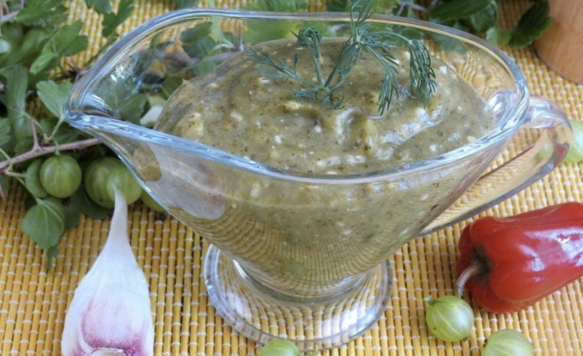 рецепты маринованного крыжовника на зиму. 84356.psdcio.840. рецепты маринованного крыжовника на зиму фото. рецепты маринованного крыжовника на зиму-84356.psdcio.840. картинка рецепты маринованного крыжовника на зиму. картинка 84356.psdcio.840. Маринованные ягоды и фрукты вызывают удивление и неподдельный интерес. Попробуйте поставить на праздничный стол соус из крыжовника к мясу, и вы убедитесь в этом сами. Маринованный на зиму крыжовник – закуска не менее вкусная. Это чудесное дополнение к мясным и рыбным блюдам, которое порой способно заменить собой традиционные овощи. Ароматными сладко-кислыми ягодками невероятно приятно похрустеть просто так. А маринад получается настолько вкусным, что не останется ни капельки.
