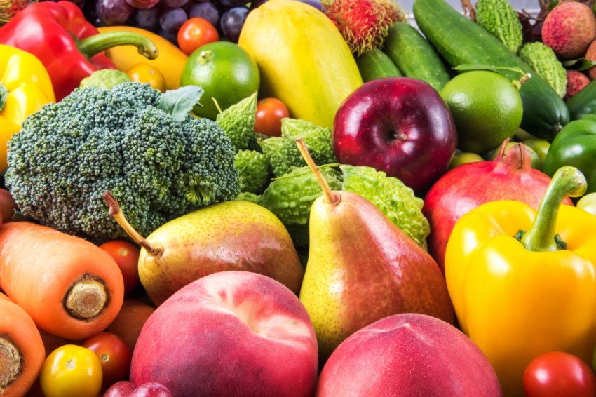 Українські експерти очікують падіння цін на ягоди, овочі і фрукти Українські експерти очікують падіння цін на ягоди, овочі і фрукти