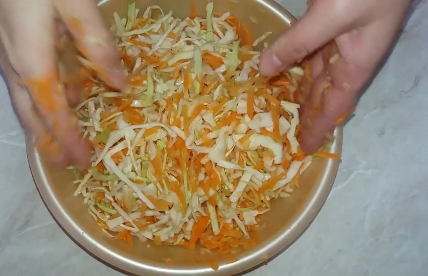 капуста квашенная рецепт с яблоками и морковью. Смотреть фото капуста квашенная рецепт с яблоками и морковью. Смотреть картинку капуста квашенная рецепт с яблоками и морковью. Картинка про капуста квашенная рецепт с яблоками и морковью. Фото капуста квашенная рецепт с яблоками и морковью