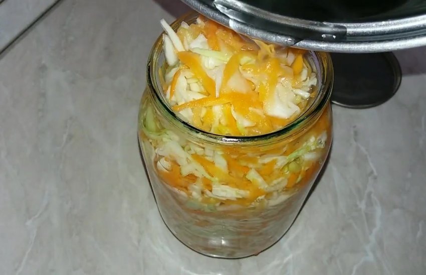 капуста квашенная рецепт с яблоками и морковью. Смотреть фото капуста квашенная рецепт с яблоками и морковью. Смотреть картинку капуста квашенная рецепт с яблоками и морковью. Картинка про капуста квашенная рецепт с яблоками и морковью. Фото капуста квашенная рецепт с яблоками и морковью