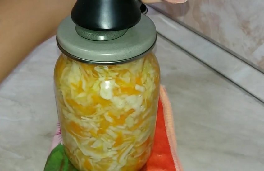 капуста квашенная рецепт с яблоками и морковью. Смотреть фото капуста квашенная рецепт с яблоками и морковью. Смотреть картинку капуста квашенная рецепт с яблоками и морковью. Картинка про капуста квашенная рецепт с яблоками и морковью. Фото капуста квашенная рецепт с яблоками и морковью