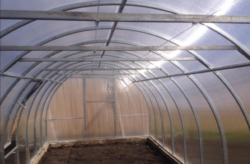 Введення додаткових укосин і стійок в конструкцію каркаса