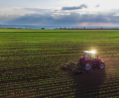 Негода завадила кіровоградським аграріям закінчити посівні роботи