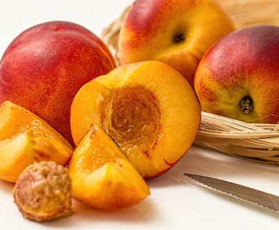 У травні цього року Україна імпортувала найбільший обсяг кісточкових за 5 років