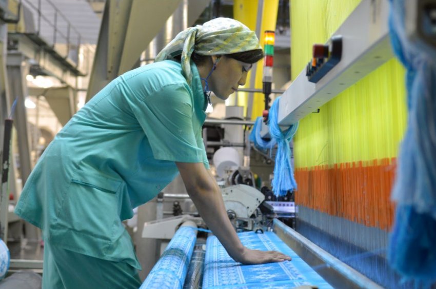 Фабричне виробництво вовняного одягу Фабричне виробництво вовняного одягу