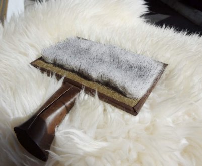 Чищення овечої шкури (овчини) вдома: методи та рекомендації