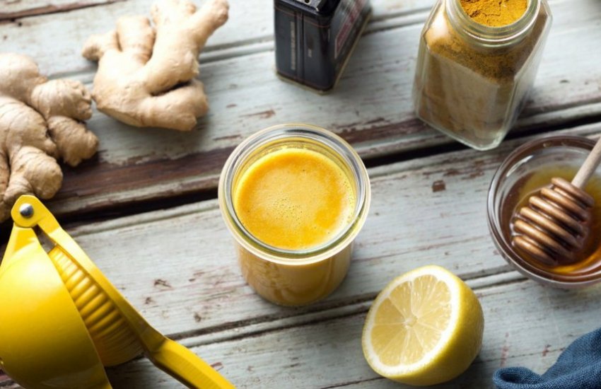 Суміш імбиру і куркуми для очищення легенів Суміш імбиру і куркуми для очищення легенів