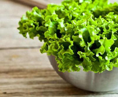 Столичні городи потопають у салатної зелені