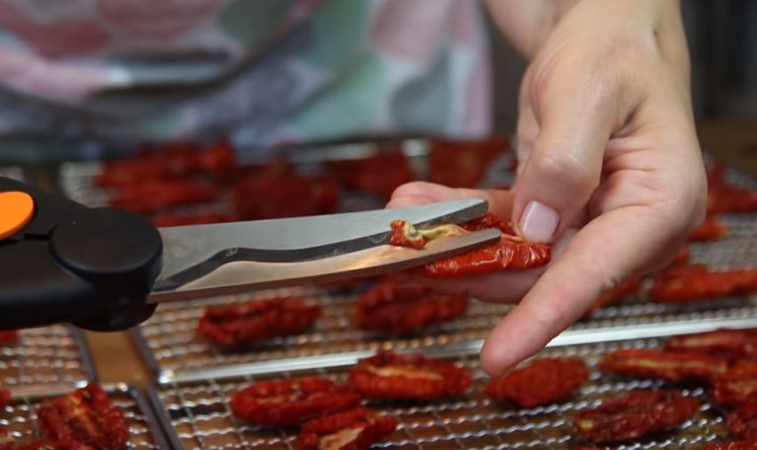 Видалення плодоніжки