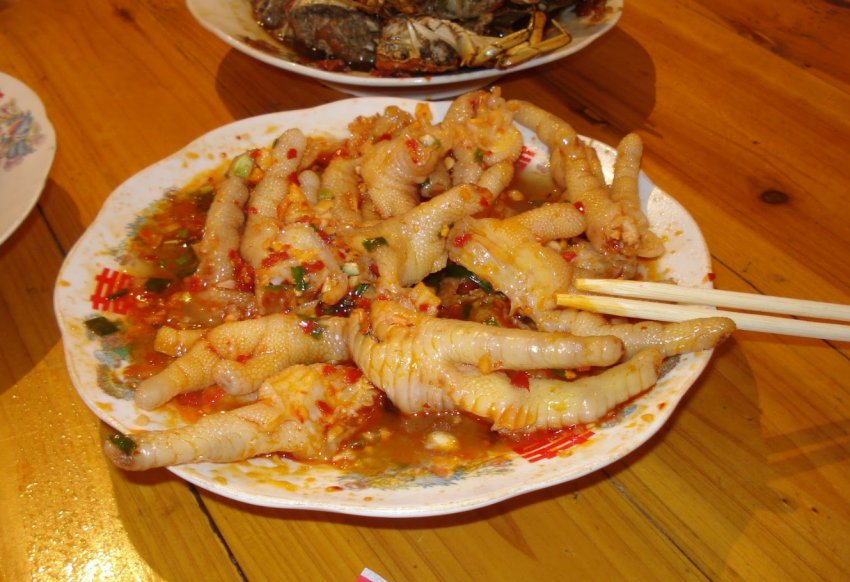 Китай «запав» на лапки російських курей