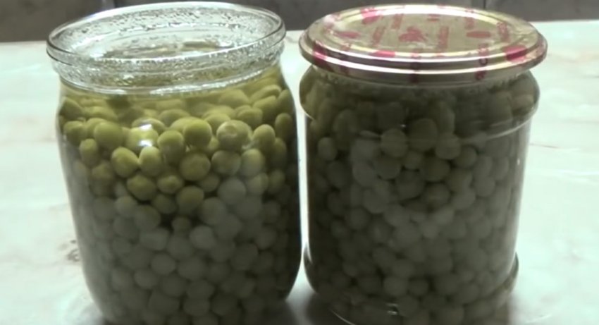 Банку з кришкою