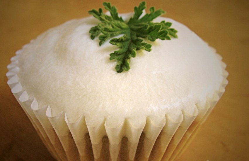 Масло герані в кулінарії Масло герані в кулінарії