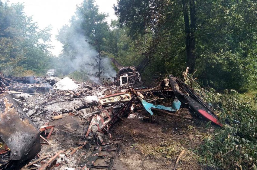В Полтавській області сталася аварія літака, який проводив обробку полів В Полтавській області сталася аварія літака, який проводив обробку полів