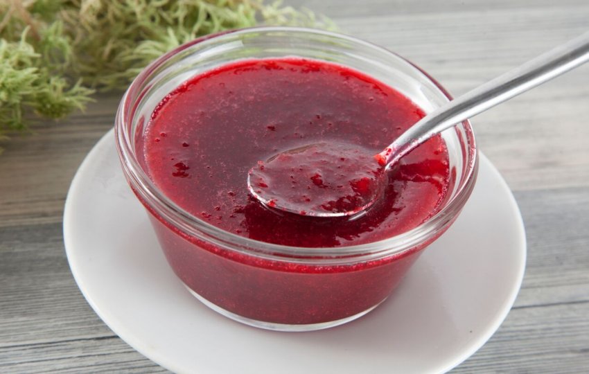 Брусниця протерта з цукром