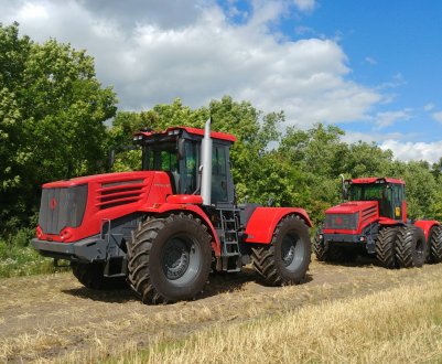Російські механізатори битимуться в Мордовії за унікальний трактор