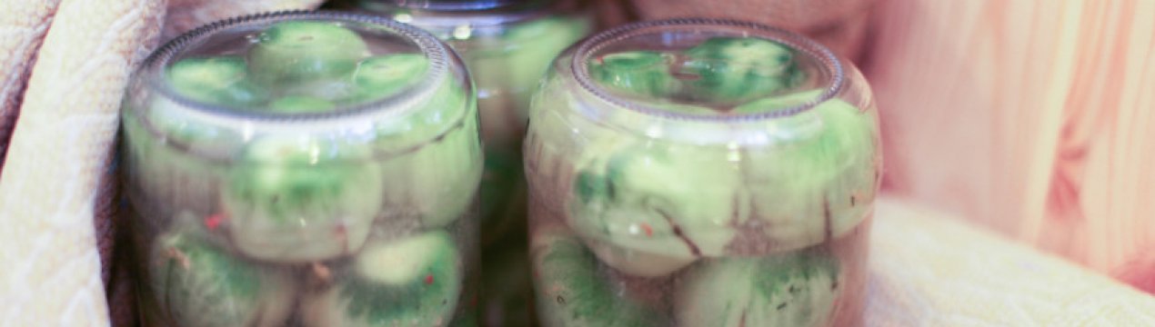 Як закрити зелені помідори на зиму: покрокові рецепти, корисні поради