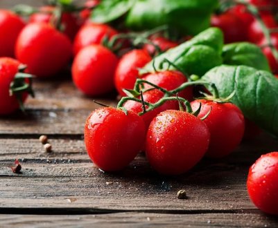 Українські томати почали дешевшати