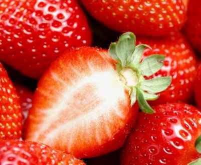 З початку літа підмосковні аграрії відправили в продаж 450 тонн полуниці