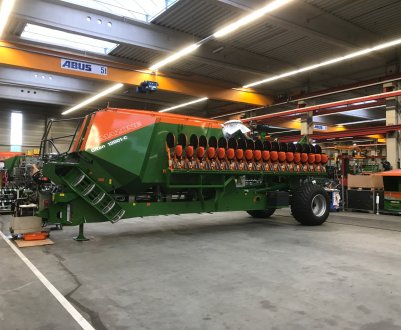 Самарські сівалки готові підкорювати канадські поля