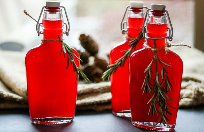 Настоянка з аґрусу на горілці