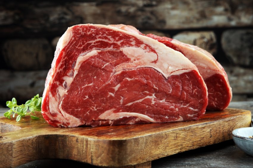 Британські фермери попереджають, що м'ясний сектор країни розпродається за безцінь