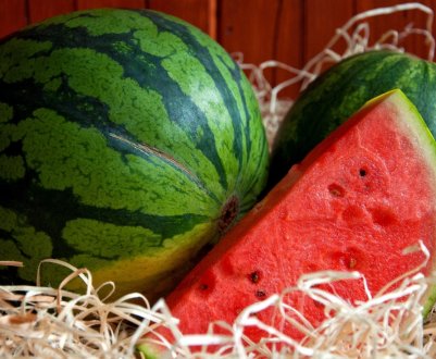 Сезон кавунів на Закарпатті почався на місяць раніше, ніж зазвичай